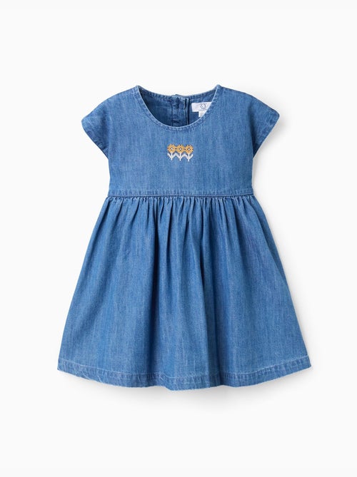 Vestido vaquero de manga corta con flores bordadas - Kiabi