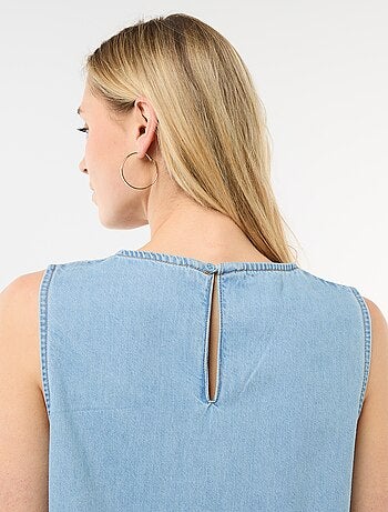 Vestido vaquero sin mangas con volantes