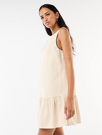 Vestido vaquero sin mangas con volantes