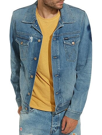 Vetse en vaqueros Wrangler