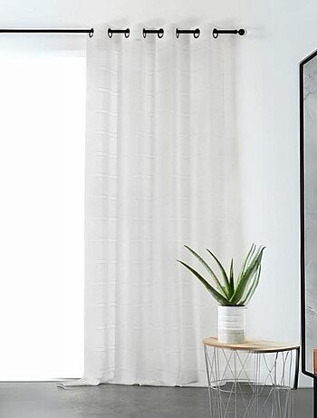 Visillo a rayas y tamizado con cordón