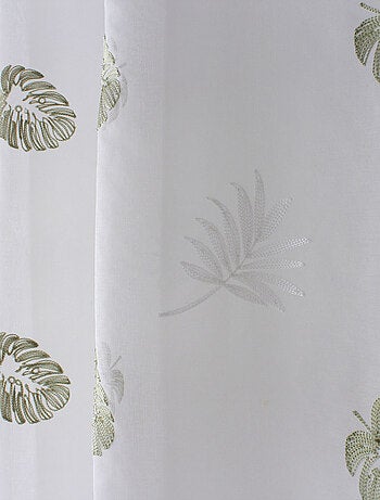 Visillo bordado en etamina