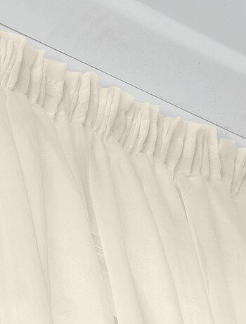 Visillo con galón fruncidor