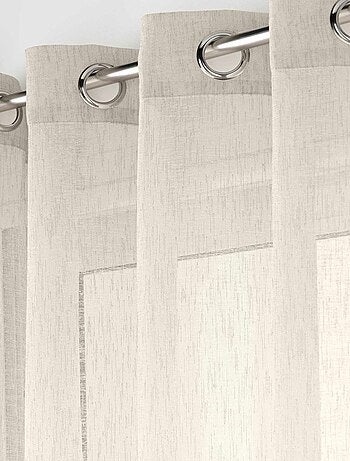 Visillo con ojales en gasa tejida