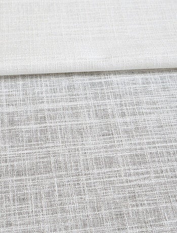 Visillo con ojales liso de policotón y lino