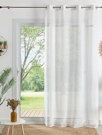 Visillo con Ojales y Cinta de Macramé