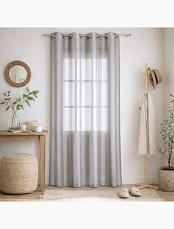 Visillo confeccionado a rayas