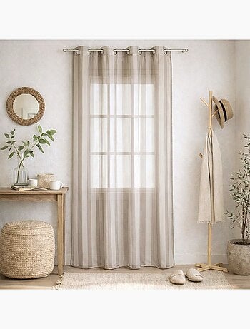 Visillo confeccionado a rayas