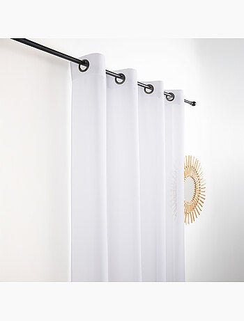 Visillo de efecto natural con hilos en relieve