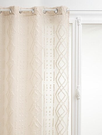 Visillo de jaquard limpio