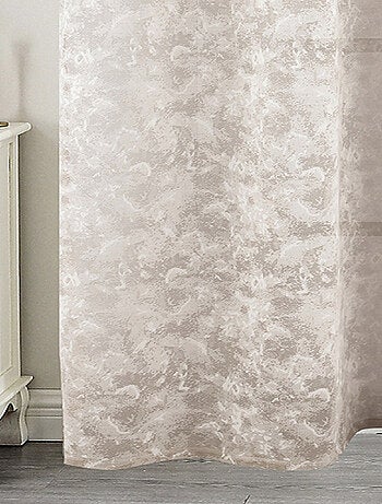 Visillo Jacquard con Ojales Elegancia Texturizada