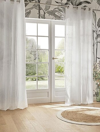 Visillo liso con ojales