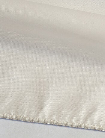 Visillo plomado con trenza fruncida