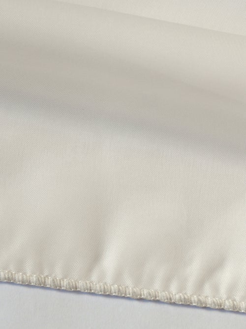 Visillo plomado con trenza fruncida - Kiabi Visillo plomado con trenza fruncida - Kiabi
