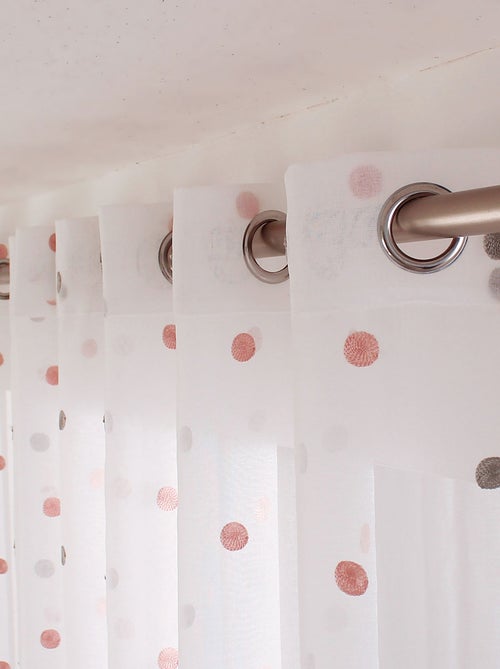 Visillo sablé bordado lunares color - Kiabi Visillo sablé bordado lunares color - Kiabi