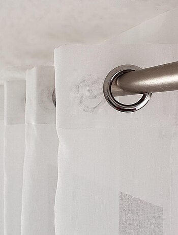 Voile liso bordado Cornely