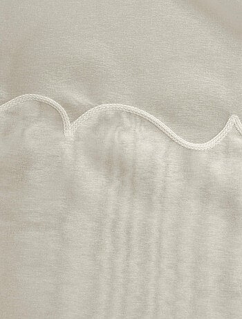 Voile liso y lijado con cornely