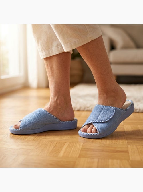 Zapatilla de casa mula mujer esponja scratch ajustable OZABI - Kiabi Zapatilla de casa mula mujer esponja scratch ajustable OZABI - Kiabi