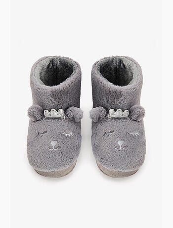Zapatilla de casa softy con bordado de animal penti
