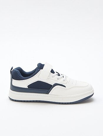 Zapatilla plana con velcro contrastante bicolor