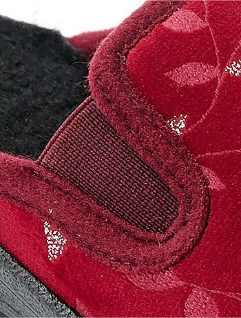 Zapatilla tipo zueco con cuña y comodidad compensada. - Afibel