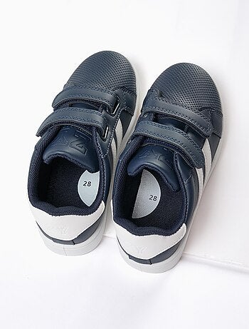 Zapatillas a rayas