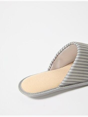 Zapatillas a rayas, MO Fashion