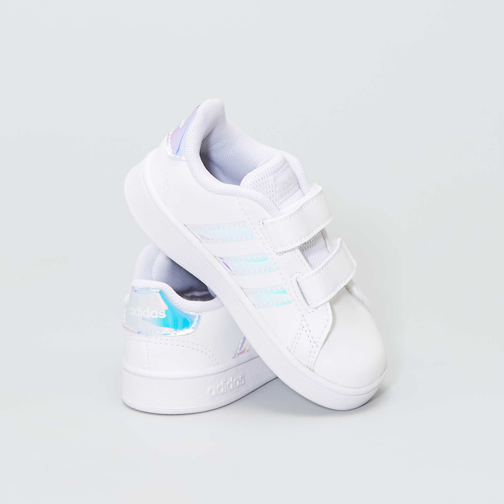 Adidas bebe niña sin suela best sale