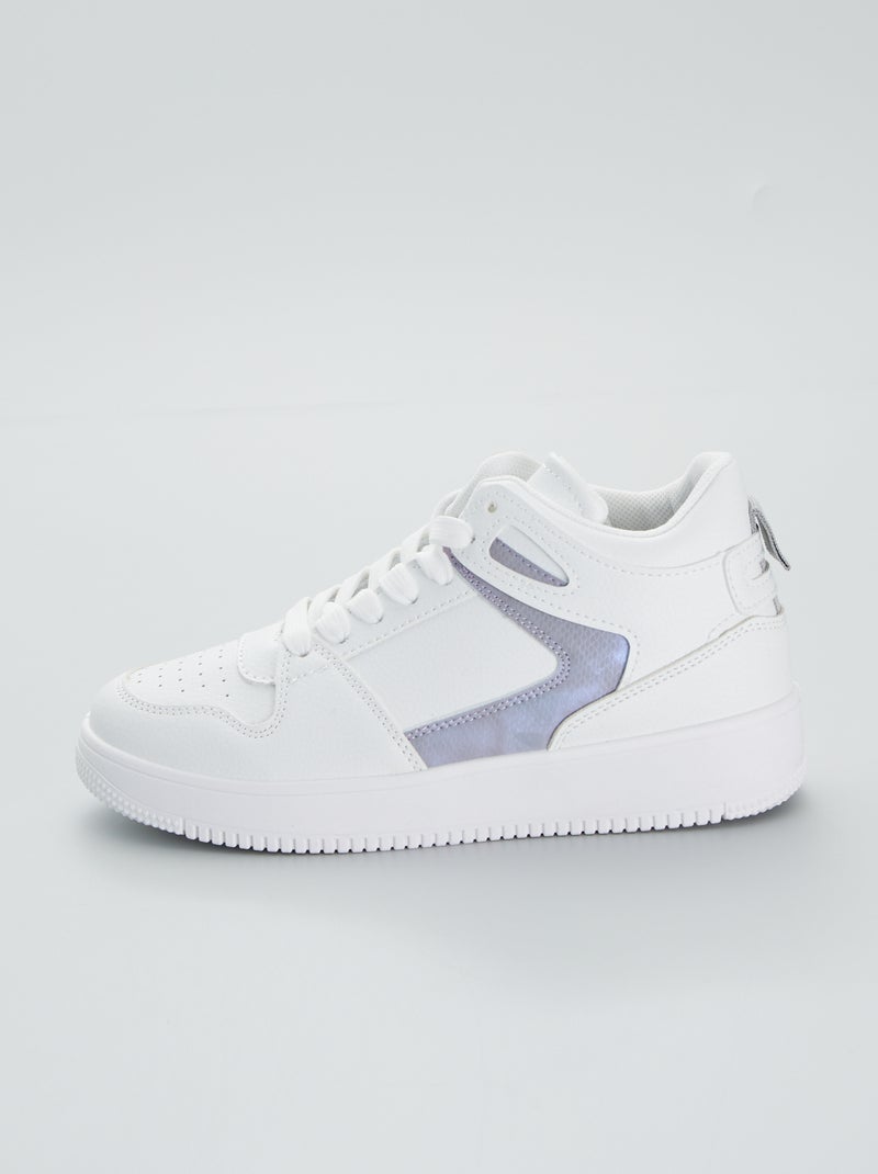 Zapatillas altas con detalles de serpiente BLANCO - Kiabi