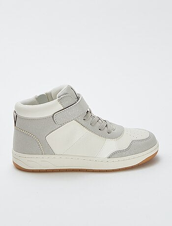 Zapatillas altas con velcro y cordones