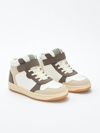 Zapatillas altas con velcro y cordones