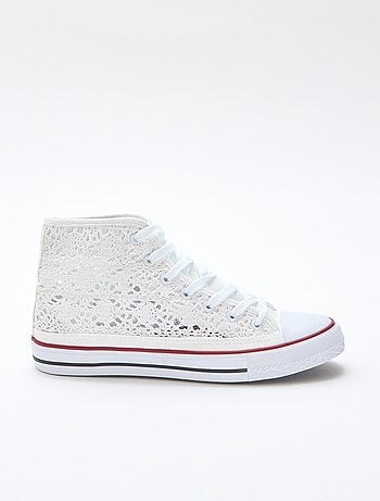 Zapatillas altas de macramé