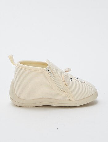 Zapatillas altas de pana con adorno de 'osito'