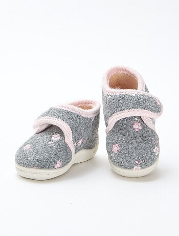Zapatillas altas forradas con velcro