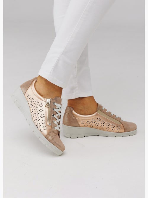 Zapatillas anchas de piel con cordones - Afibel - Kiabi
