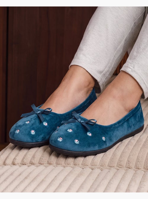 Zapatillas bailarinas , muy cómodas y ligeras, con suela mujer isotoner - Kiabi Zapatillas bailarinas , muy cómodas y ligeras, con suela mujer isotoner - Kiabi