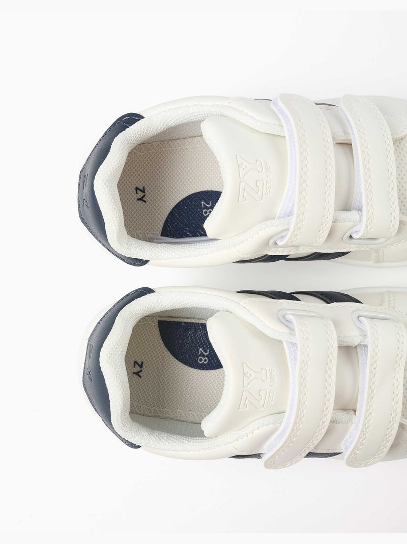 Zapatillas bajas a rayas con tiras autoadherentes Azul Azul - Kiabi