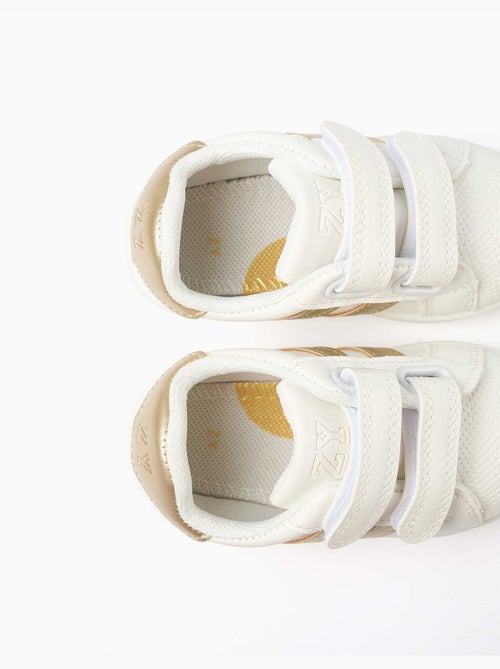 Zapatillas bajas a rayas con tiras autoadherentes - Kiabi Zapatillas bajas a rayas con tiras autoadherentes - Kiabi