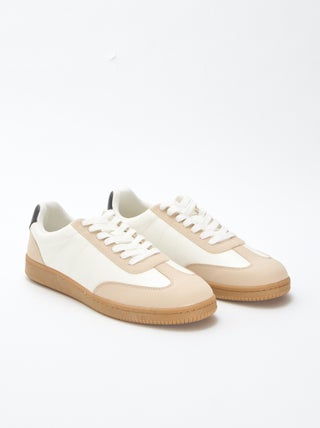 Zapatillas bajas bicolor con cordones