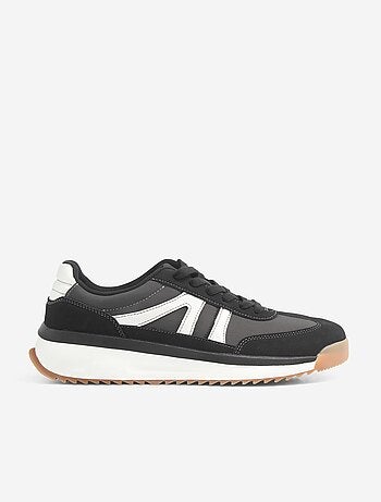 Zapatillas bajas bicolores y de dos materiales