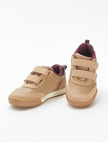 Zapatillas bajas con 2 velcros