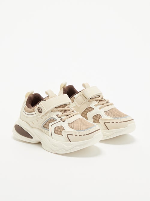 Zapatillas bajas con cierre de velcro y cordones elásticos - Kiabi Zapatillas bajas con cierre de velcro y cordones elásticos - Kiabi