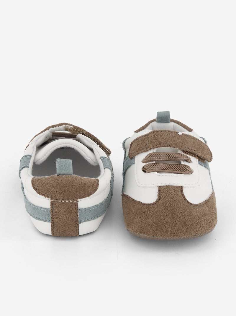 Zapatillas bajas con cierre de velcro y cordones Marron - Kiabi