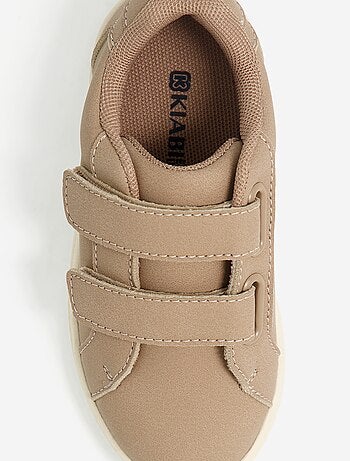 Zapatillas bajas con cierres de velcro