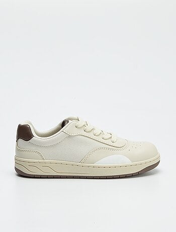 Zapatillas bajas con cordones