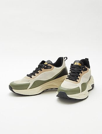 Zapatillas bajas con cordones