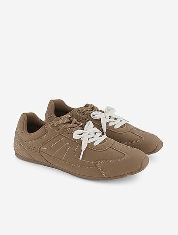 Zapatillas bajas con cordones bicolores