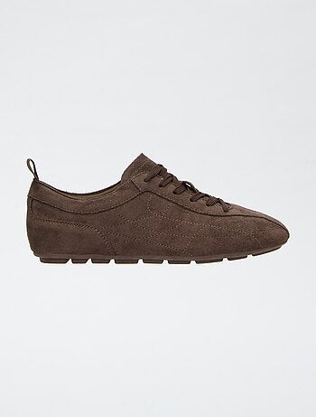Zapatillas bajas con cordones