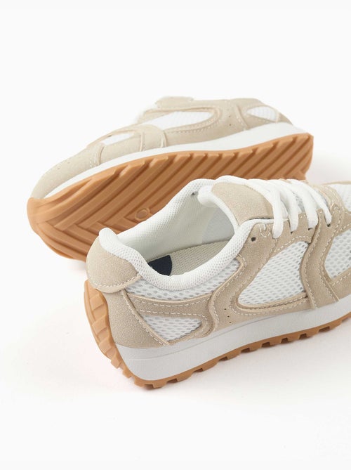 Zapatillas bajas con cordones y suela de caucho antideslizante - Kiabi