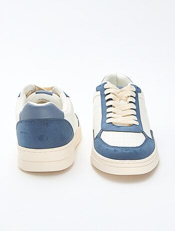 Zapatillas bajas con corte bicolor